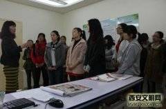 西安文理学院09级应用心理学专业学生走入“心灵之窗”实习
