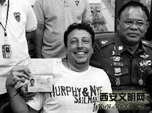 被盗护照原主人现身泰国 称护照被盗后已经挂失