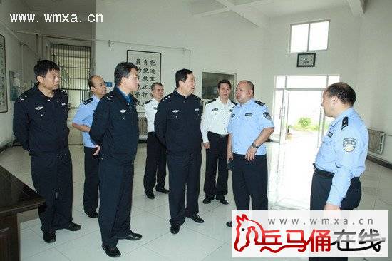 省厅副厅长马中林市局副局长张卫深入县公安局