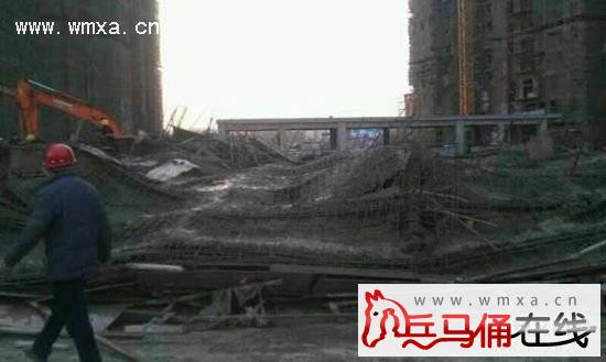 河南在建房坍塌致5死 开发商法定代表人原为官