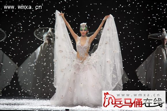 2015羊年 北京 卫视 春晚 节目单【 直播 】_西安文