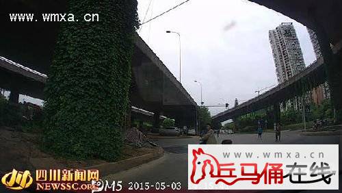 川AD7T67被打视频分析 女司机卢琴人肉资料遭