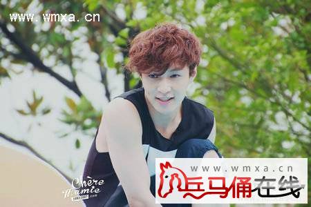 艺兴出卖吴亦凡是怎么回事 张艺兴喜欢唐嫣吗