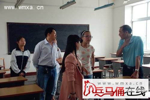 临潼区教育局对中考英语听力设备进行检查验收