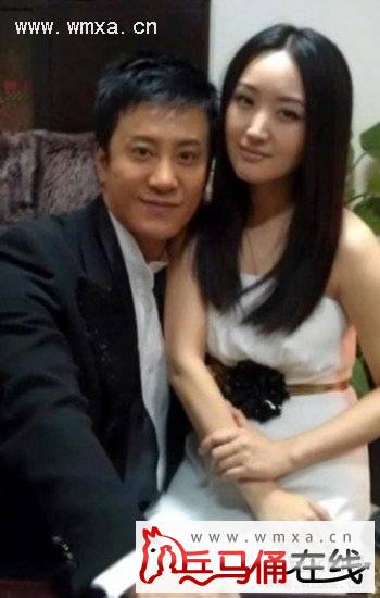 杨钰莹与赖昌星浴照图不实 昔年与赖文峰红楼