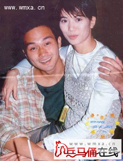 袁咏仪年轻时照片好漂亮 怒骂佘诗曼狐狸精风