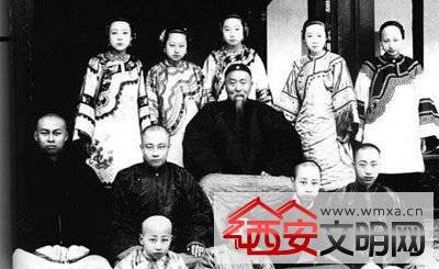 李鸿章的功与过评价 李鸿章后人近况介绍_历史