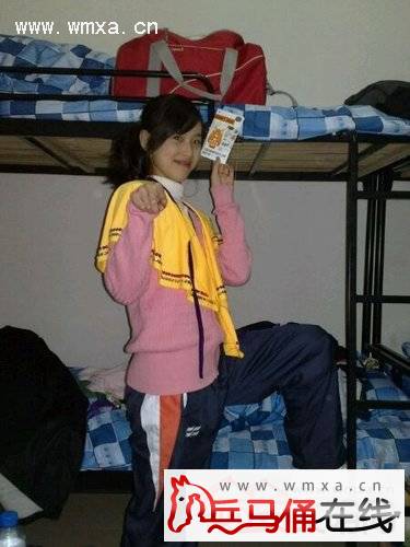 章泽天在清华名声臭素颜丑照曝光 同学评价其