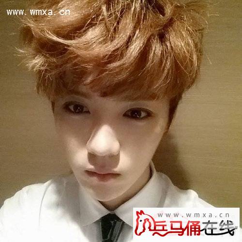 鹿晗整容前后照片对比曝光 鹿晗个人资料及家