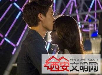 李易峰的现任女友是谁 李易峰个人资料及家庭