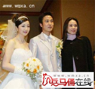 和比赛(比如这次海南集训),                    伴在妻子沈谦倩身边