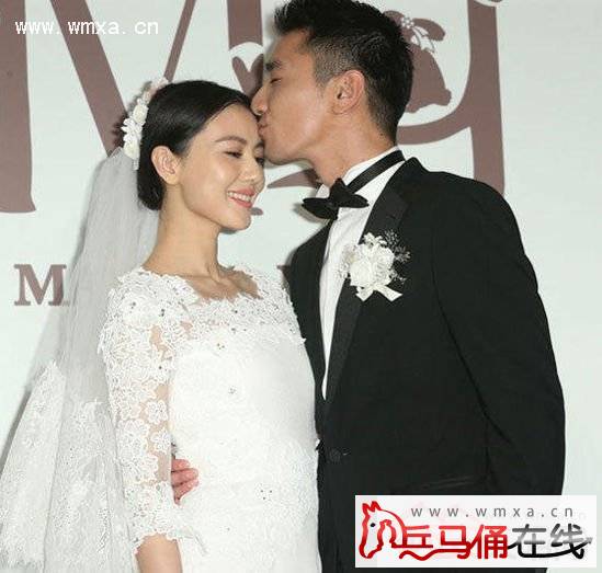 高圆圆赵又廷相差几岁 甜蜜结婚照曝光