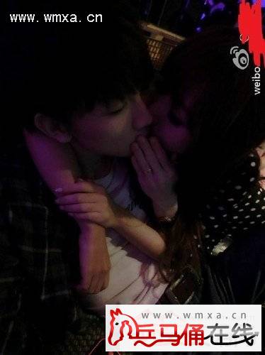 传王俊凯女朋友李佳宁吻照视频 李佳宁个人资
