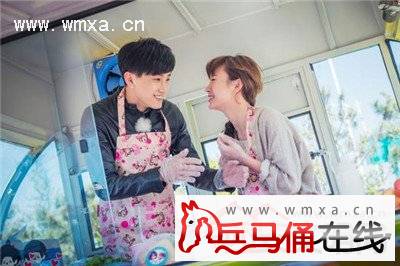 张檬正牌男友资料照片曝光 发微博亲吻照疑示