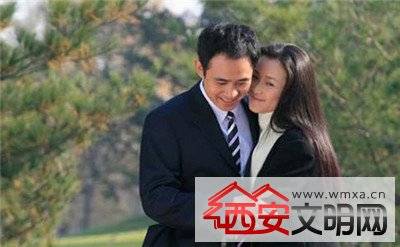 演员贾一平董晓燕结婚照 贾一平个人资料简介