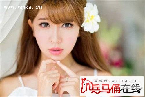 李梦颖整容对比素颜照 李梦颖个人资料简介