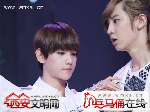 灿烈私下关系差真的吗 伯贤承认与泰妍分手怎