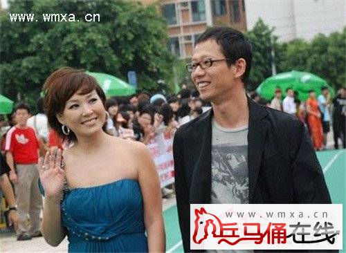 李静主持的访谈节目叫什么 李静老公黄小茂资