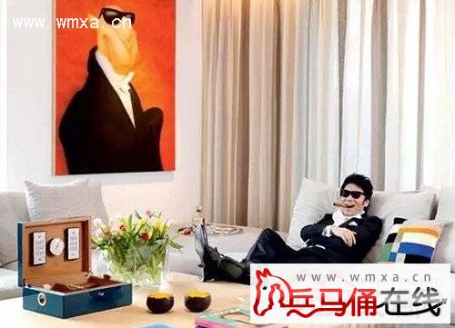 揭秘圈内隐形富豪林依轮:豪华别墅家中藏画价