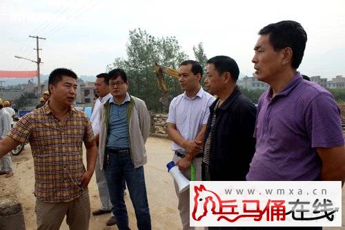 县人大常委会组织代表检查《秦岭生态环境保护