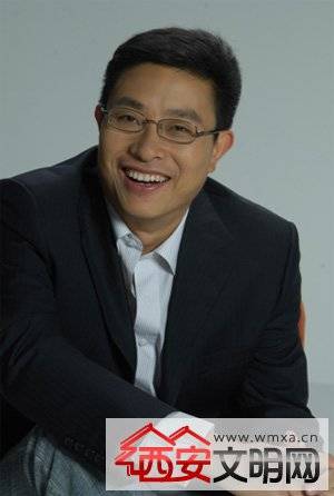 央视主持人崔志刚的资料简历及主持经历简介