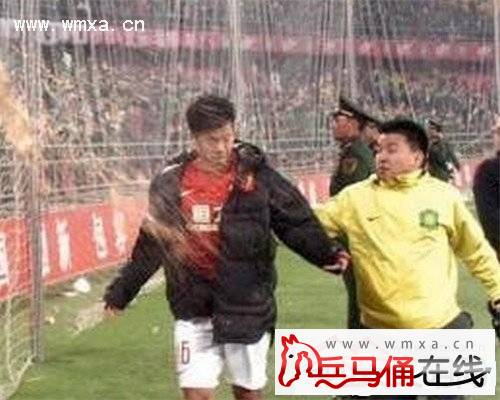 黄博文为什么被骂 黄博文妻子李甜甜个人资料