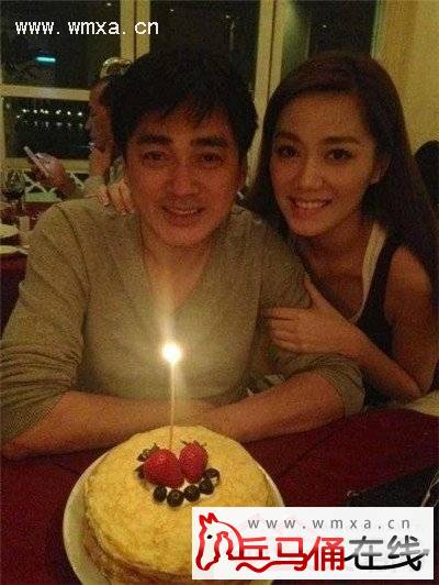 汤镇宗张丽霞婚纱照_张丽霞汤镇宗老婆