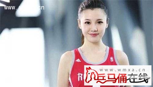 ... 胸的梗是什么,被男朋友捏了胸,讨厌嗯啊,被同学捏胸
