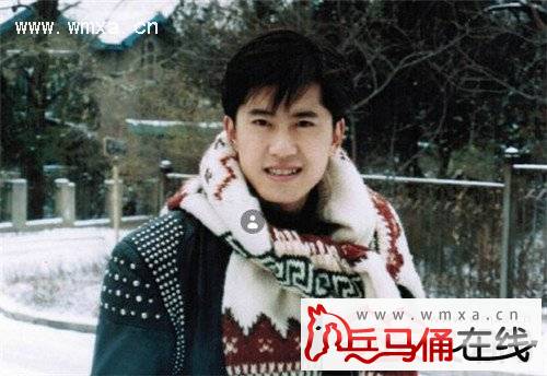 自称为"毛宁男友"的"小玉"据称因"不堪压力"跑到北京抹脖子自杀,然后
