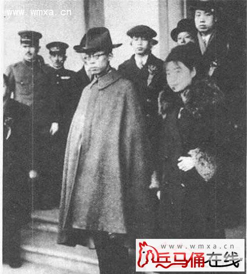 历史上末代皇后婉容是怎么死的 婉容皇后与侍