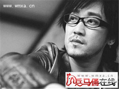 周传雄得了什么病暴瘦40斤 周传雄好听的歌都