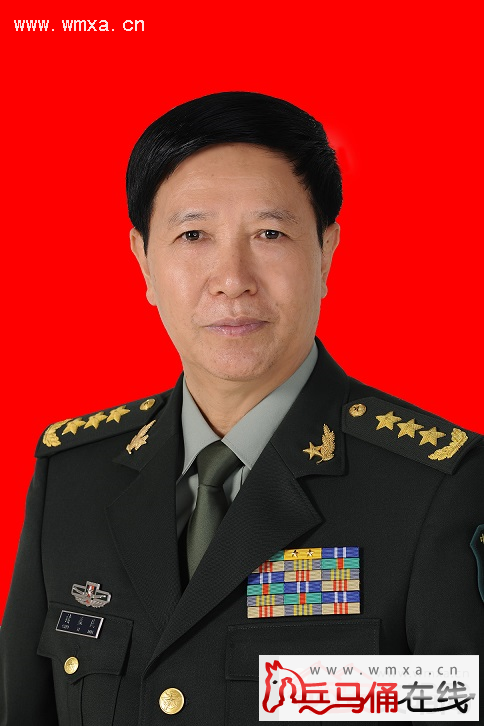 解放军五大战区领导名单出炉 习主席亲自授予