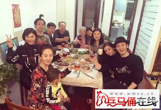 一张照片曝baby怀孕助理回应解读过度