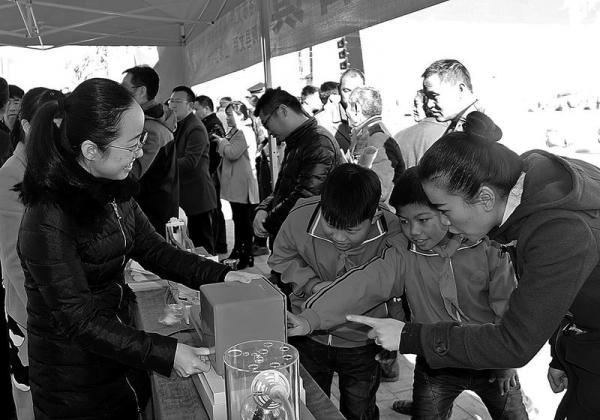 抓牢改革东风 坚持党建带团建 商洛基层团组织